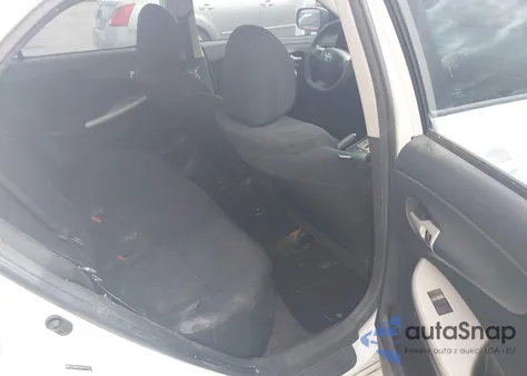 2011 Toyota Corolla S z USA, uszkodzony, nr VIN 2T1BU4EE6BC707895